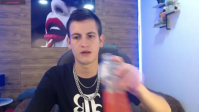 Cerokershelby online show from March 2025 07:26:01 AM