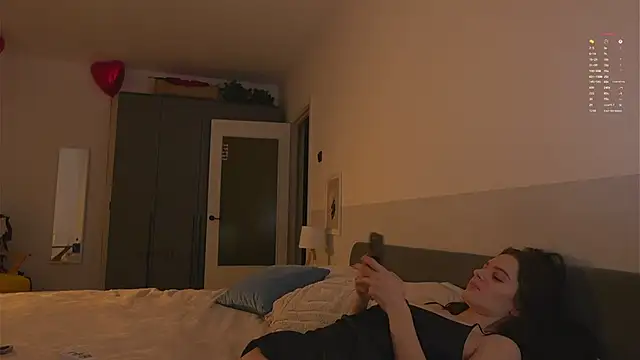 emmsee online show from February 2026 11:33:02 PM