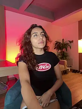 Katee Jones online show from January 2026 01:31:02 AM