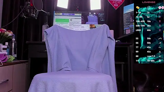 Raissa sky26 online show from March 2025 03:40:01 AM