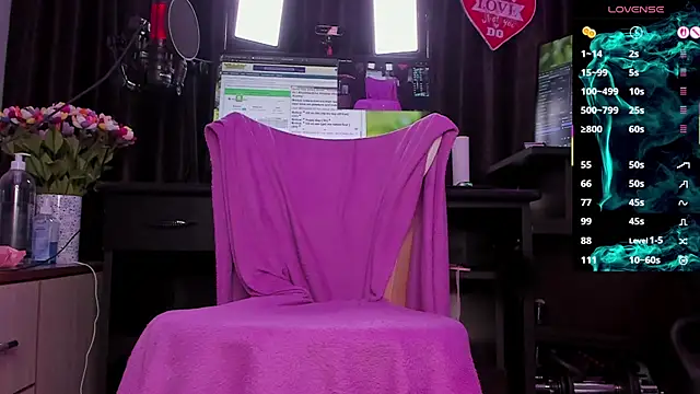 Raissa sky26 online show from January 2026 03:32:01 AM