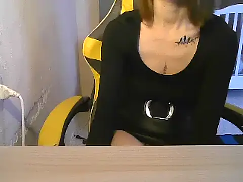 Feli blue online show from February 2025 09:00:01 AM