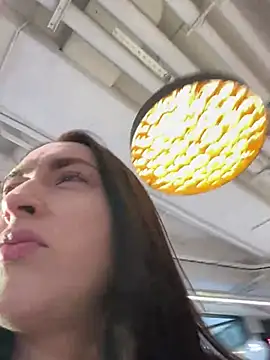 Holly Play online show from February 2025 07:18:01 AM