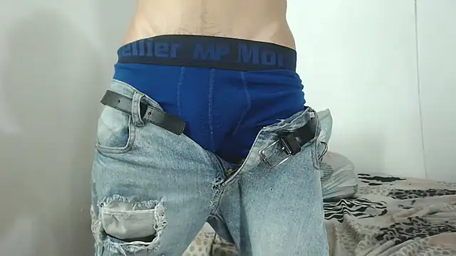 lana robertt online show from April 2026 08:15:01 AM