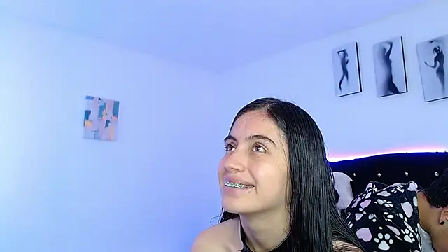 Snapshot of Bonny_Bonss chatting on July 2026 07:53:02 PM Bonny Bonss online show from July 2026 07:53:02 PM