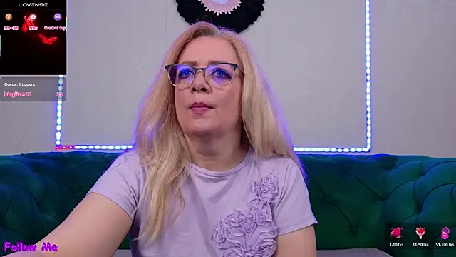 IvanaCharm online show from July 2026 03:33:02 AM