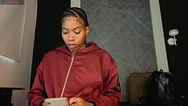 YummyDuooo online show from November 2025 12:05:02 PM