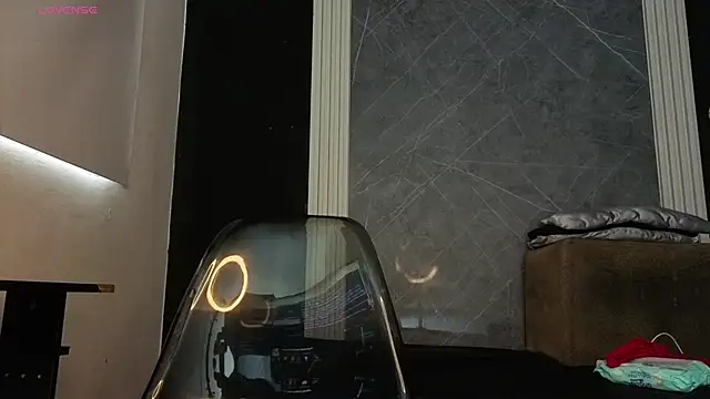 YummyDuooo online show from November 2025 04:42:01 PM