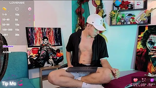 Snapshot of flowers18 chatting on December 2025 12:18:02 AM flowers18 online show from December 2025 12:18:02 AM