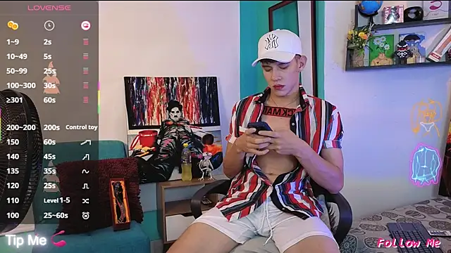 Snapshot of flowers18 chatting on January 2026 10:57:01 PM flowers18 online show from January 2026 10:57:01 PM