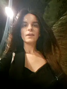 RaonXO online show from January 2025 06:20:02 PM