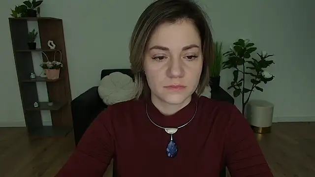 Snapshot of MariaSttone chatting on December 2024 11:46:01 AM MariaSttone online show from December 2024 11:46:01 AM