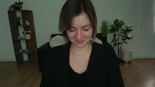 Snapshot of MariaSttone chatting on December 2024 11:22:02 AM MariaSttone online show from December 2024 11:22:02 AM