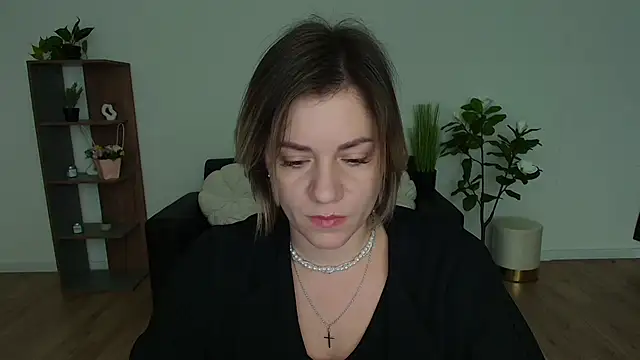 Snapshot of MariaSttone chatting on December 2024 03:54:02 PM MariaSttone online show from December 2024 03:54:02 PM