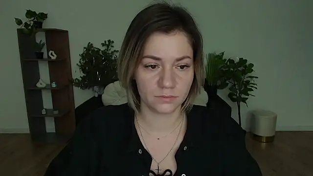 Snapshot of MariaSttone chatting on January 2025 11:56:02 AM MariaSttone online show from January 2025 11:56:02 AM