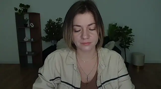 Snapshot of MariaSttone chatting on January 2025 03:50:01 PM MariaSttone online show from January 2025 03:50:01 PM