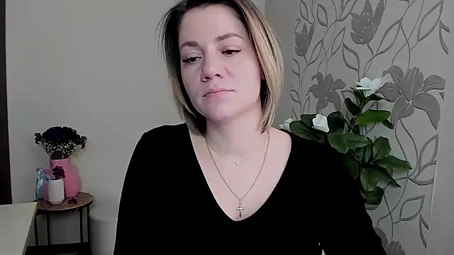 Snapshot of MariaSttone chatting on February 2025 11:49:01 AM MariaSttone online show from February 2025 11:49:01 AM