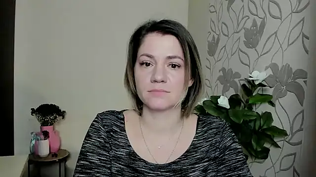 Snapshot of MariaSttone chatting on February 2025 08:00:01 PM MariaSttone online show from February 2025 08:00:01 PM
