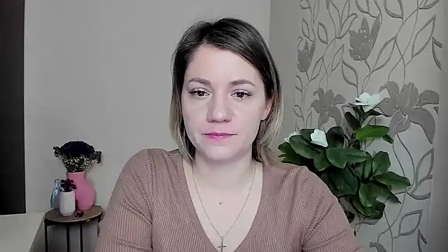 Snapshot of MariaSttone chatting on February 2025 02:03:02 PM MariaSttone online show from February 2025 02:03:02 PM