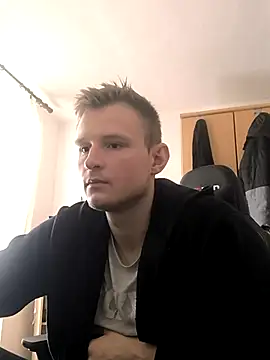 Snapshot of hardgun_ chatting on March 2025 10:57:01 AM hardgun  online show from March 2025 10:57:01 AM