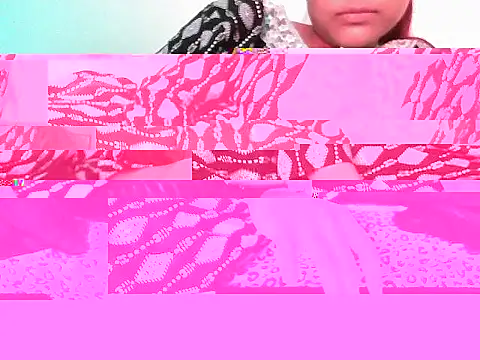 Snapshot of Official_queen chatting on February 2026 05:59:02 AM Official queen online show from February 2026 05:59:02 AM