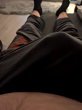 Snapshot of Mrloverlover77@xh chatting on November 2025 11:26:01 PM Mrloverlover77xh online show from November 2025 11:26:01 PM