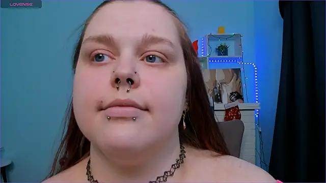 Snapshot of Crow_Diam0nd chatting on December 2024 10:21:01 AM Crow Diam0nd online show from December 2024 10:21:01 AM