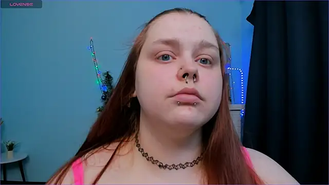 Snapshot of Crow_Diam0nd chatting on January 2025 04:04:01 AM Crow Diam0nd online show from January 2025 04:04:01 AM