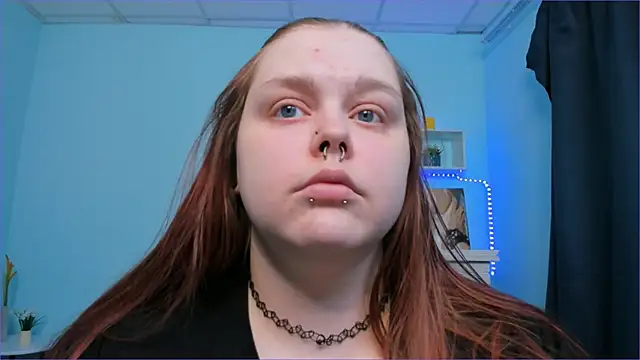 Snapshot of Crow_Diam0nd chatting on January 2025 07:28:01 PM Crow Diam0nd online show from January 2025 07:28:01 PM