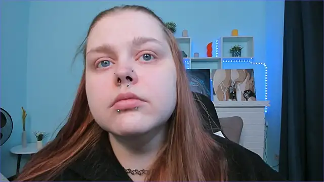 Snapshot of Crow_Diam0nd chatting on February 2025 07:52:02 PM Crow Diam0nd online show from February 2025 07:52:02 PM