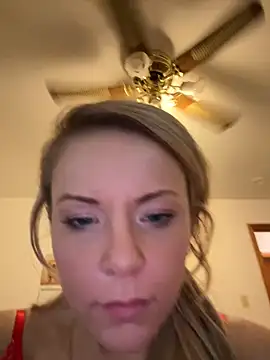 EllaSnow online show from January 2025 05:35:02 AM