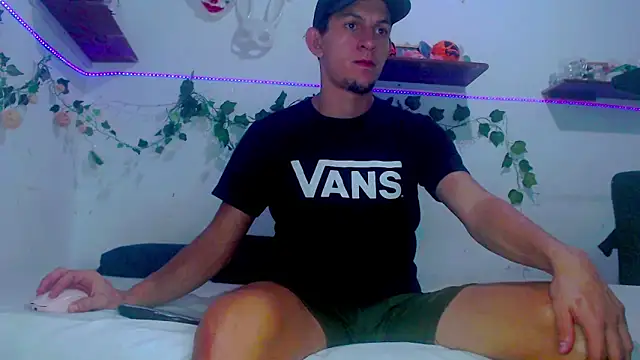 meridandwither online show from December 2024 12:12:02 AM