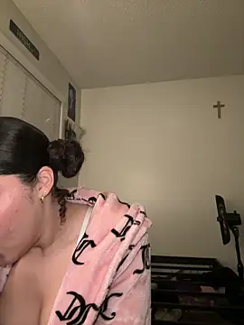 ladylavish online show from December 2024 11:23:02 AM