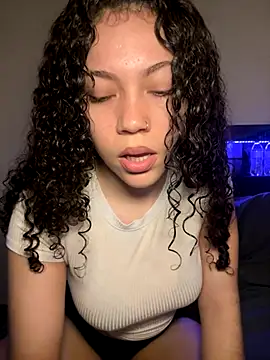 ladylavish online show from December 2025 05:05:01 AM