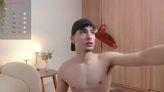 Snapshot of zenn_rush1 chatting on March 2025 02:32:02 PM zenn rush1 online show from March 2025 02:32:02 PM