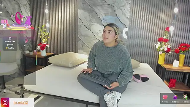 Snapshot of julietha_taylor chatting on February 2026 02:45:02 AM julietha taylor online show from February 2026 02:45:02 AM