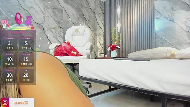 Snapshot of julietha_taylor chatting on February 2026 12:45:02 AM julietha taylor online show from February 2026 12:45:02 AM