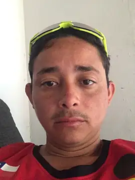 Snapshot of isacalejandroo chatting on February 2025 05:12:01 PM isacalejandroo online show from February 2025 05:12:01 PM