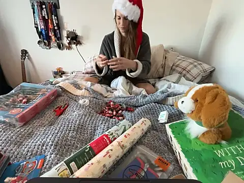 MissSwitch online show from December 2024 01:45:02 PM