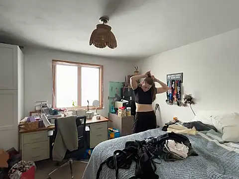 MissSwitch online show from January 2025 05:47:02 PM