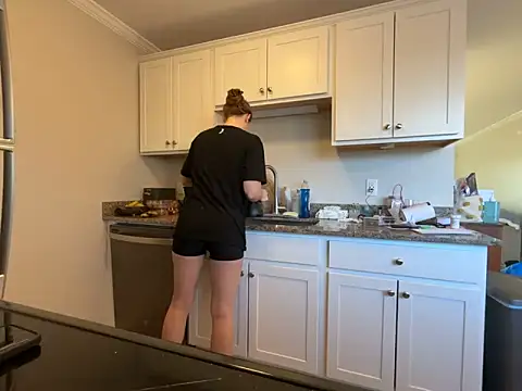 MissSwitch online show from March 2025 12:47:02 PM