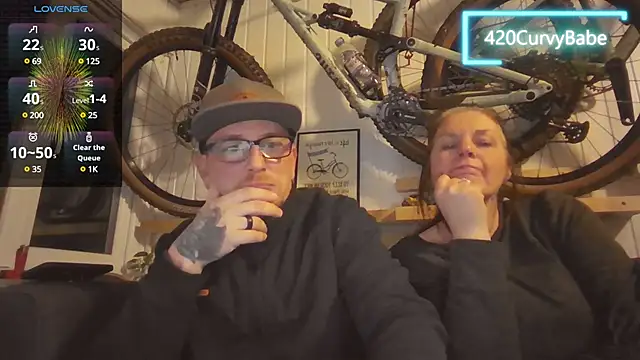 Snapshot of 420Curvybabe chatting on January 2025 09:26:01 PM 420Curvybabe online show from January 2025 09:26:01 PM