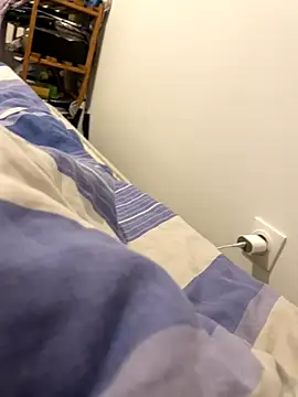 Snapshot of Lcrete chatting on December 2025 06:27:02 PM Lcrete online show from December 2025 06:27:02 PM