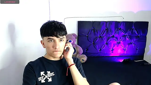 benji hoter online show from September 2025 08:46:01 PM