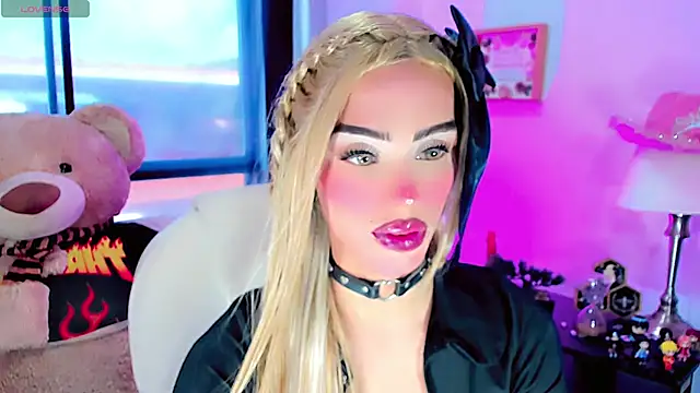 Snapshot of dollswit01 chatting on January 2025 08:18:01 PM dollswit01 online show from January 2025 08:18:01 PM