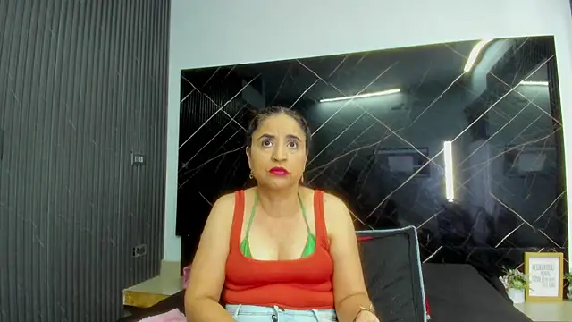 Snapshot of Yaya____11 chatting on September 2025 04:28:01 AM Yaya 11 online show from September 2025 04:28:01 AM