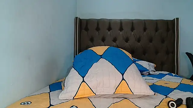 CHOCKYCHOCX2 online show from February 2026 05:01:01 AM