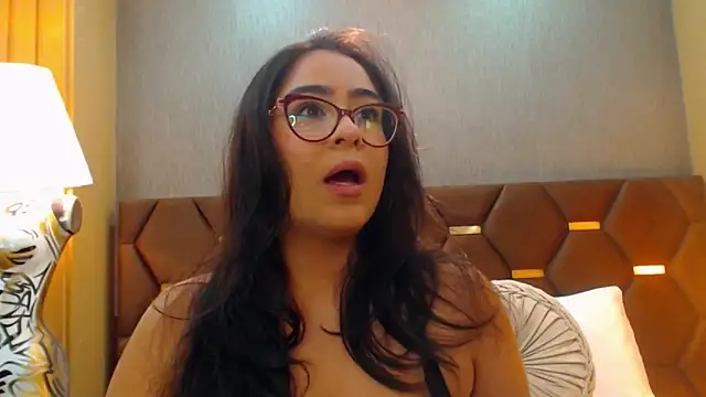 Snapshot of DevonPiers chatting on October 2025 12:03:02 PM DevonPiers online show from October 2025 12:03:02 PM