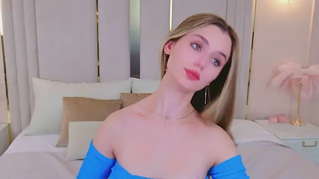 MarybethSnow online show from October 2025 05:13:02 PM