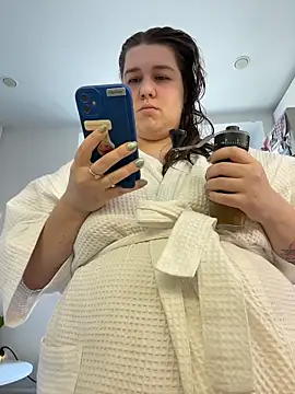 SuzieMurray online show from March 2026 08:14:02 AM